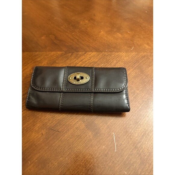 Fossil Authentic Black Genuine Leather Bifold Wallet Classic Natural W Turn Lock - Picture 2 of 8